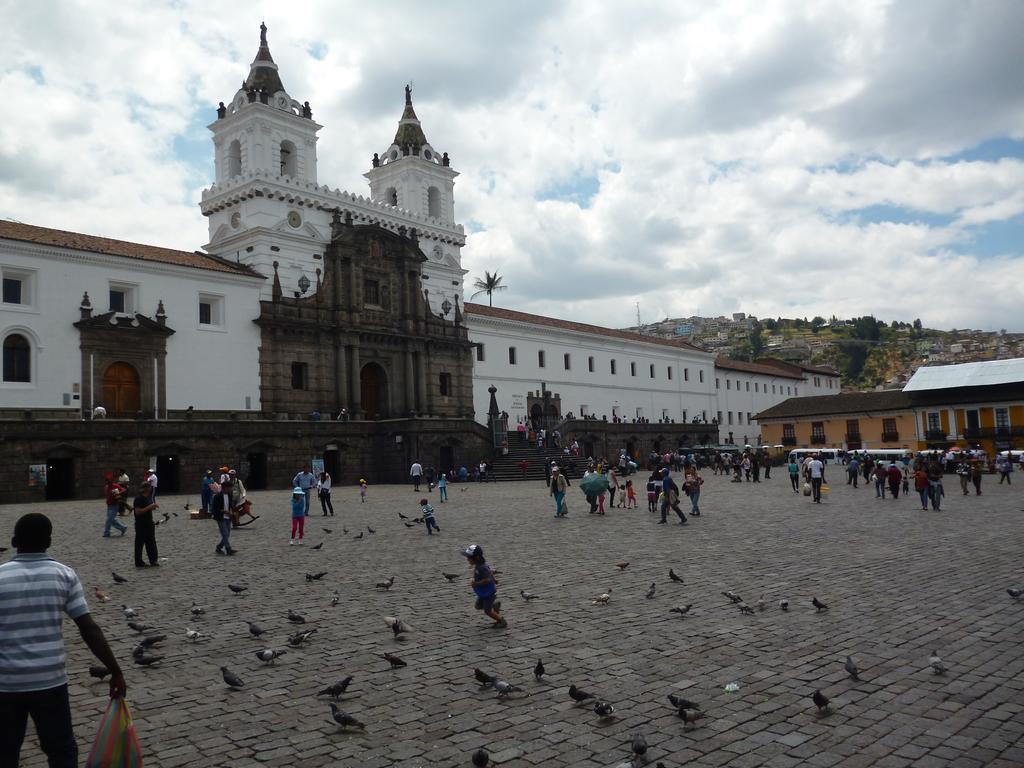 דירות Departamento Quito Historico חדר תמונה
